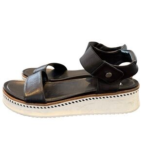 Franco Sarto Black Velcro Strap Platform Sandal Womens Size 9